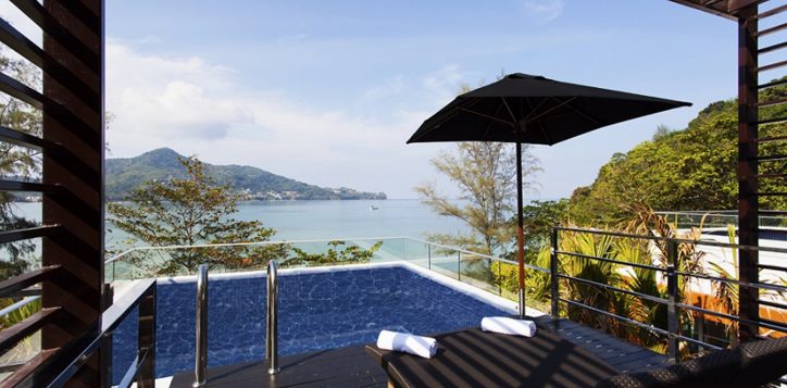 1br-pool-villa-rooftop-pool-2-2