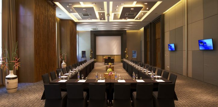 meeting-space-u-shape-2-2