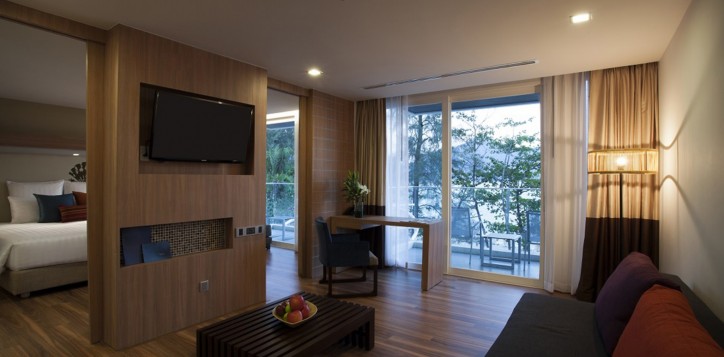 ocean-suite-and-room-2