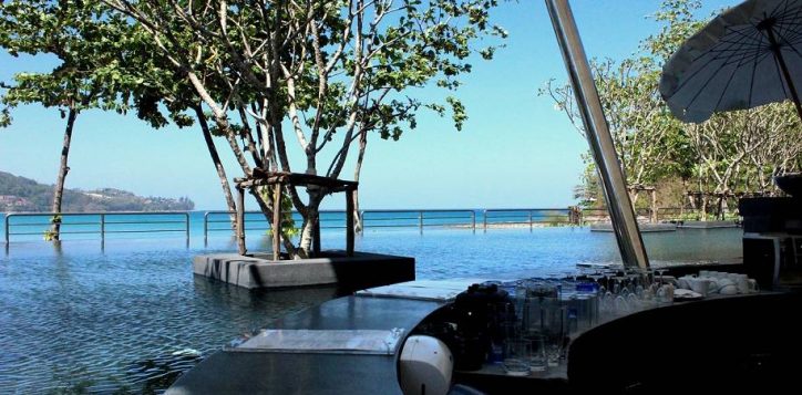 lilo-pool-bar-2
