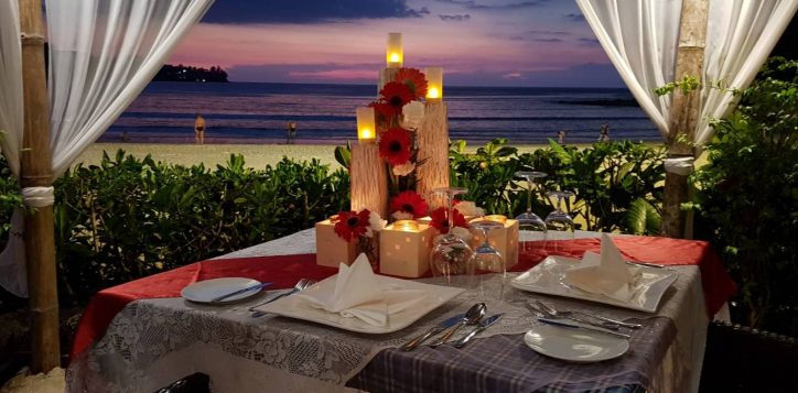 romantic-dinner-2