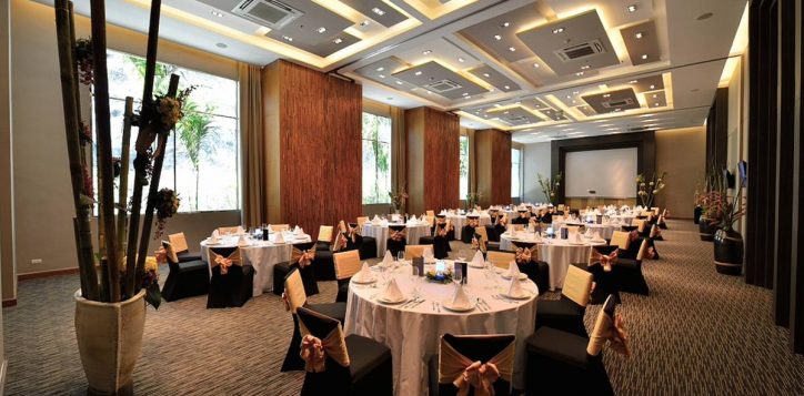 meetings-at-novotel-3-2
